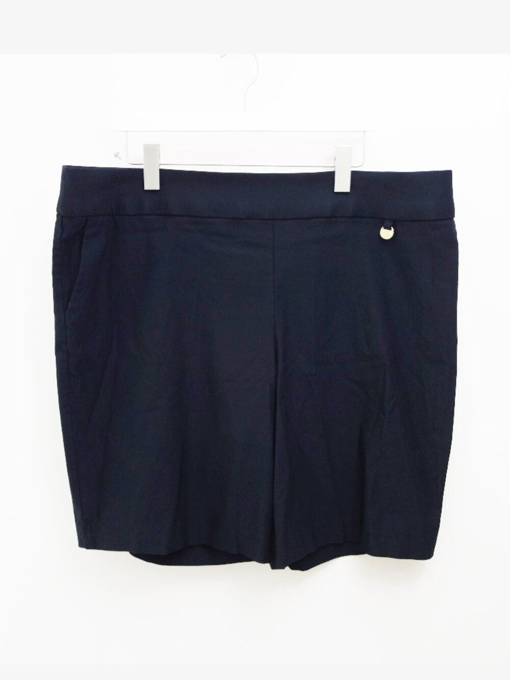 Ellen Tracy Women's Stretch Pull-On Bermuda Short in Black Size (XXL) NWOT!